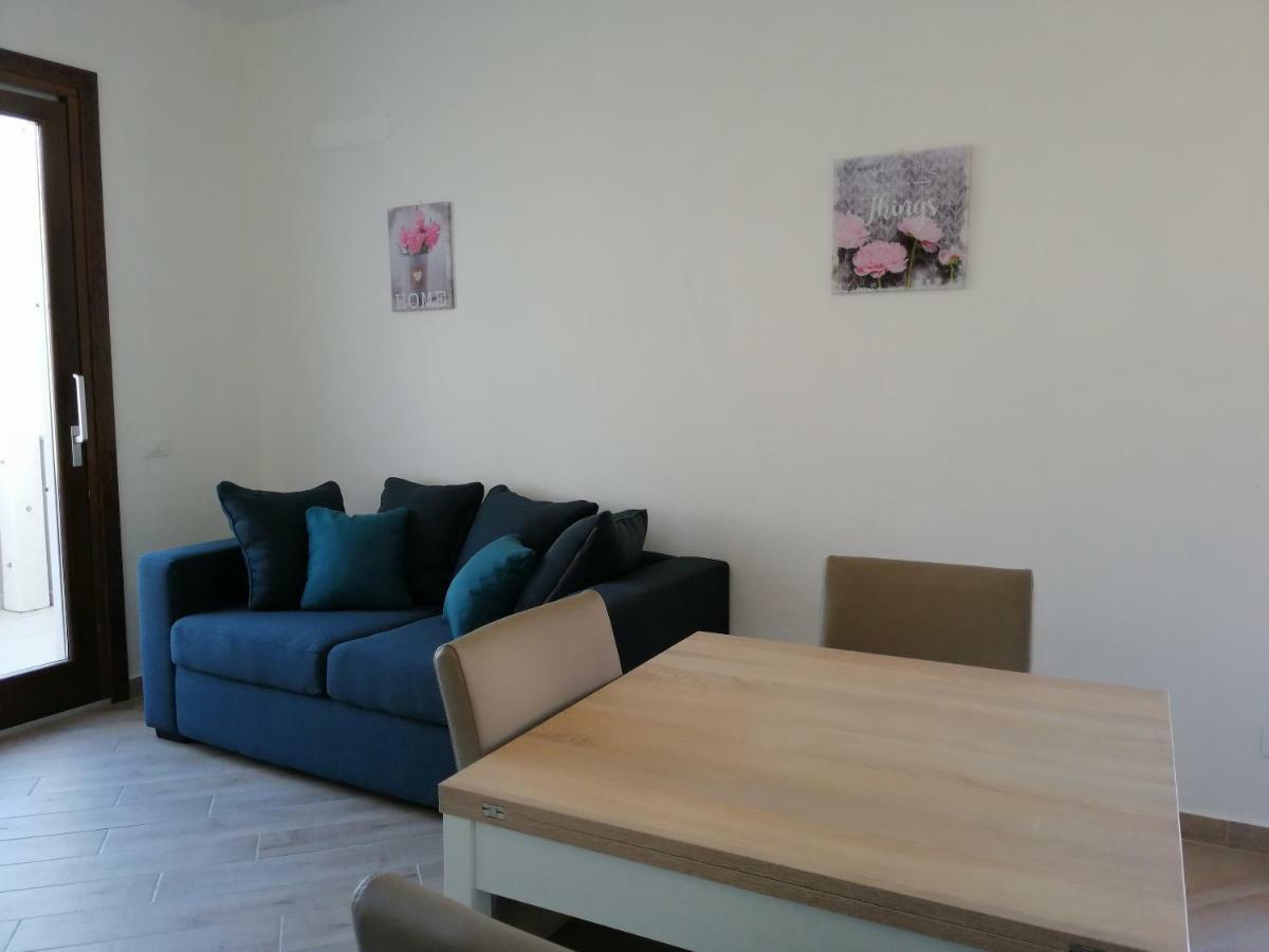 Appartamenti MareBlu Badesi Esterno foto